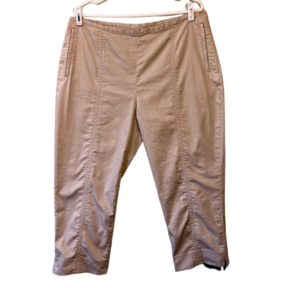 Nike Golf Capris, Size XL (16)
